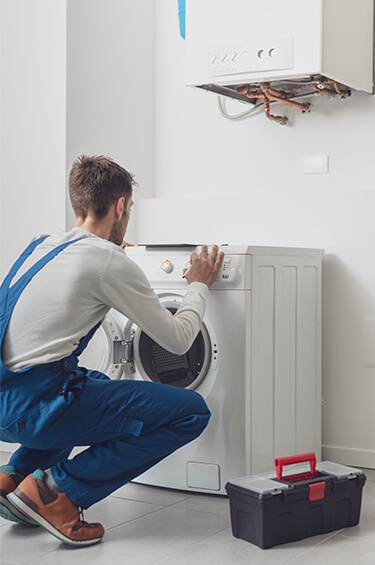 Installer and Servicer Installer and Servicer